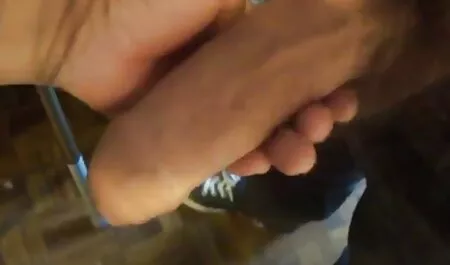 Dvije prsate kuje došle su na zabavu porno live hd za požudnog mužjaka