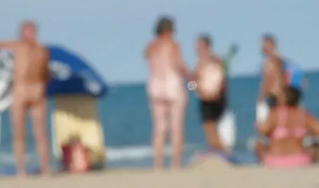 Alyssa i Mila dijele pizde bune in colanti veliki kurac za dvoje