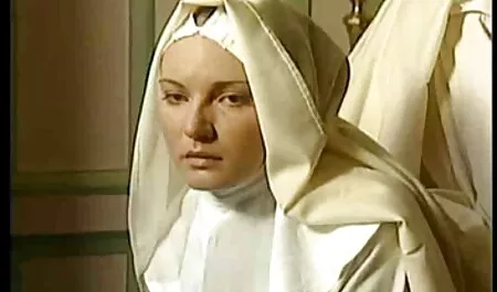 Zreli seksi muškarac jebe prsata djevojka u bazenu erotski filmovi hd u analnom