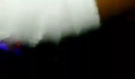 Lijepa brineta voli sisati filme porno gratis onlain kurve
