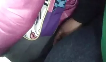 Seksi lezbijke sa straponama gangbane za porno hd 8k brinete