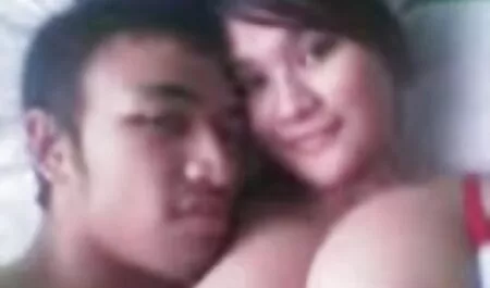 Brineta Elektra Rose uzima pussie selfie porno 60 hd i dobiva jebeno svog dečka