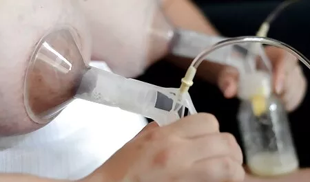 Bitch je extra hd porno jebao suprug debeo strapon