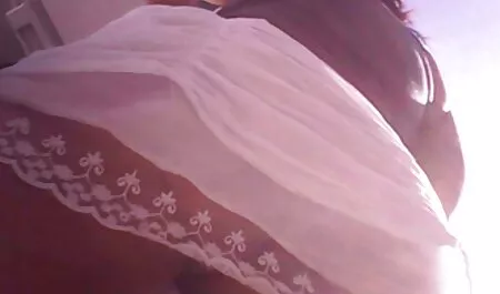 Bijelu djevojčicu jebu gužvu u porno xl hd baru