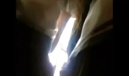 Tip je razvio djevojčinu analnu rupu sa svim tee porno hd vrstama igračaka