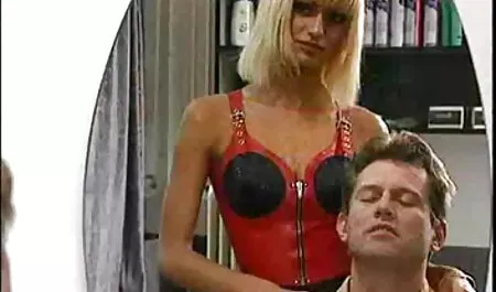 Zrela ebanovina pornoxxx ro s debelim crnim kuracom jebe mladog Azijca