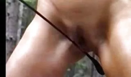 Simpatični kamerman wow porno hd snima plavušu na kameru i jebe je u analu