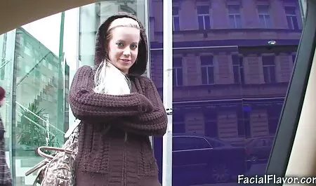 Momak filme erotic hd se igra svojim kuracem