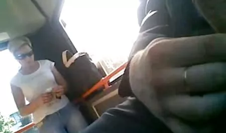 Zrele i prsate lezbijke ližu macu za super porno film hd mladu ljepoticu