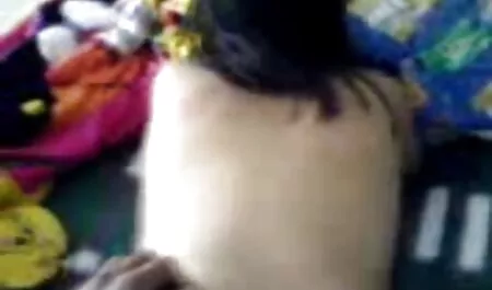 Razmažite svoj bod za Novu godinu ogromnim vilom fete care se fut prima oara