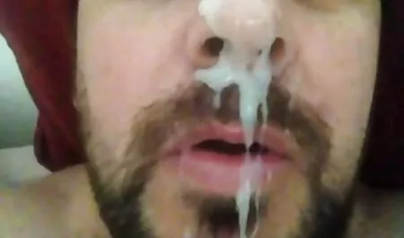 Seksi plavuša liže djevojčicu prijelomnu točku i rumeni u hd porno sport analnom