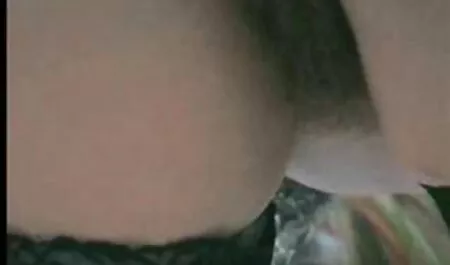 Dude je jebao suprugu u dupe i lingerie porno hd snimio video