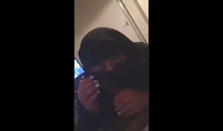 Horny muškarac jebeno u maca i crno film anal hd dupe