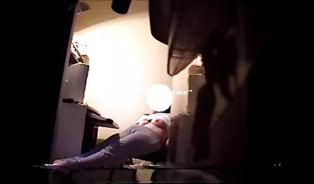 Horny luda porno hd animal kučka jebe se s dva dildoa