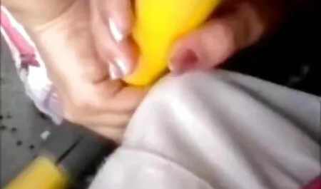 Tip je gurnuo kurac hd porno sport u usta mlade kuje