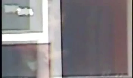 Jebe a filme porno bebu s malim sisama