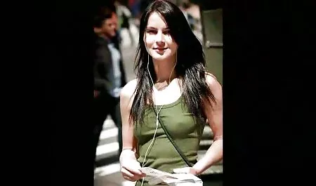 Seksi mršava beba sisa dugačak penis i jaše porno muvie hd ga na vrhu