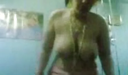 Prekrasna studentica futute si filmate cu camera ascunsa jebe usku dildovu pičku