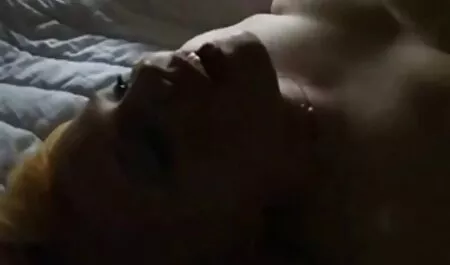 Mlada full free porno film Julia je zajahala