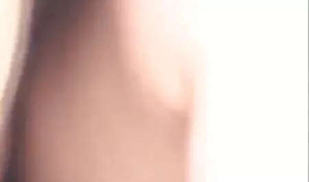 Čovjek je lizao Julijinu slatku filmulete porno gratuite macu i nahranio joj spermu