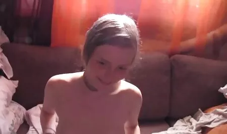 Vruća Cassie složila se s nekoliko stotina dolara kako bi sisala debelog kurca video porno vr hd pred kamerom