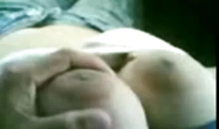 Dude je ušao u člana u transu i počeo metodično i namjerno udubiti tu rupu. Shemale je zaživio i strastveno mahnuo guzom, pokušavajući bolje porno full film hd ohrabriti svog prijatelja