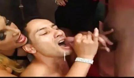 Doktorka očaravajuća prsata plavuša full hd porno free i jebe se u uredu