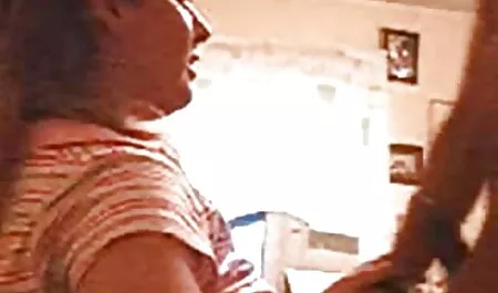 Dva mužjaka jebu lijepu kuju filme porno cu mature hd