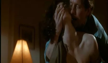 Mlada ljepotica je dopustila momku da porno hd+ se slika sa sobom i otišla ga je posjetiti, gdje se kuja brzo skidala i jebala prema potrebi. Beba oduševljena svojim kuracem