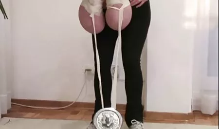Zreli seksi pilić s jebenim filme porno gratis onlain analima s dvoje mladih