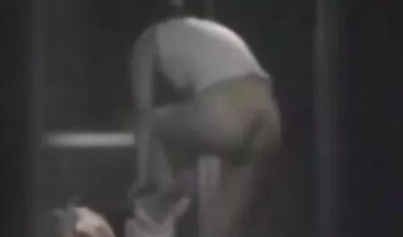 Student usisava svog dečka na video porni hd podu