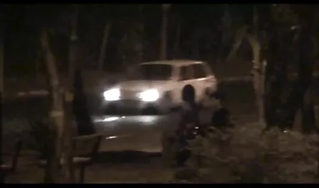 Čovjek se rastegnuo na kujastim gaćicama free full film porno i zabila joj anal