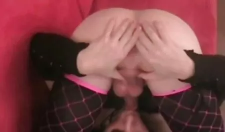 Napuhani gejevi opuštaju se u salonima za masažu filme hd sex